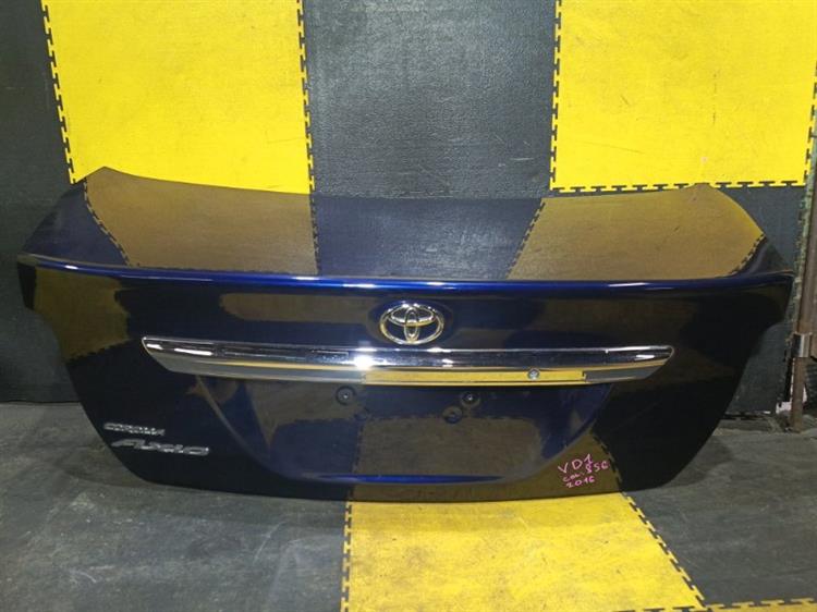 Крышка багажника Тойота Королла Аксио в Ялте 113111