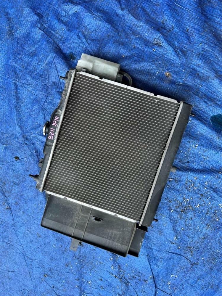 Радиатор основной Ниссан Куб в Ялте 240802