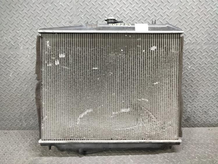 Радиатор основной Исузу Бигхорн в Ялте 409205