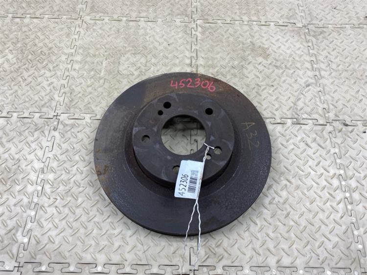 Тормозной диск Ниссан Цефиро в Ялте 452306