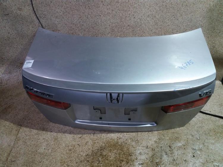 Крышка багажника Хонда Инспаер в Ялте 46785