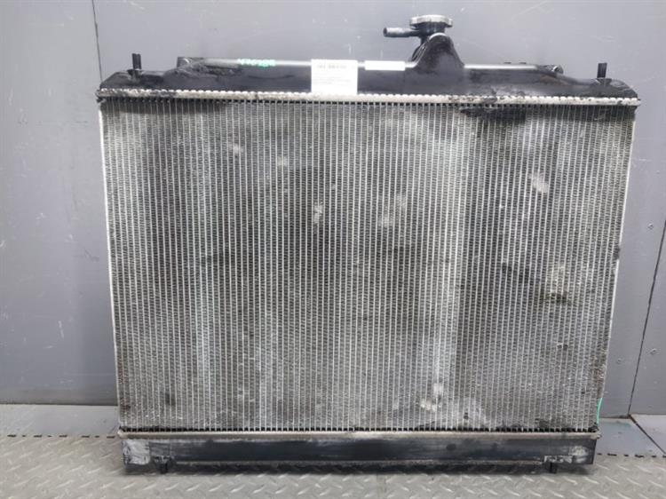 Радиатор основной Ниссан Серена в Ялте 476288