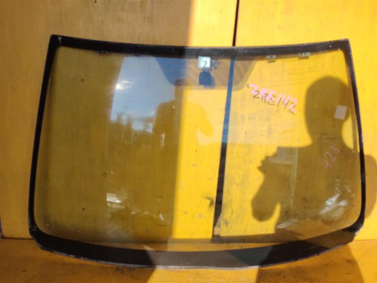 Лобовое стекло Тойота Королла Филдер в Ялте 47992