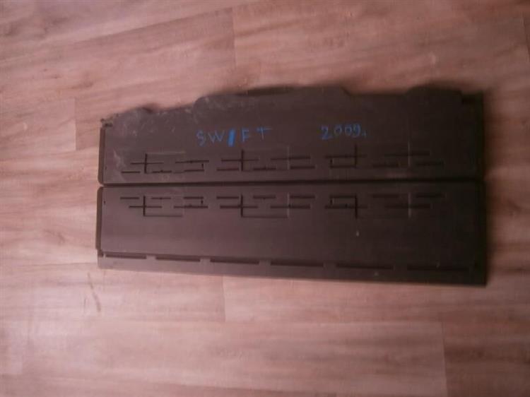 Полка багажника Сузуки Свифт в Ялте 81190